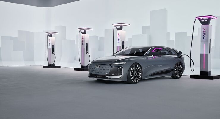 Audi A6 Avant e-Tron Concept 2022
