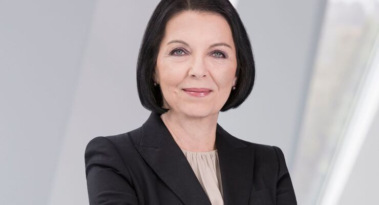 Dr. Christine Hohmann-Dennhart, Daimler