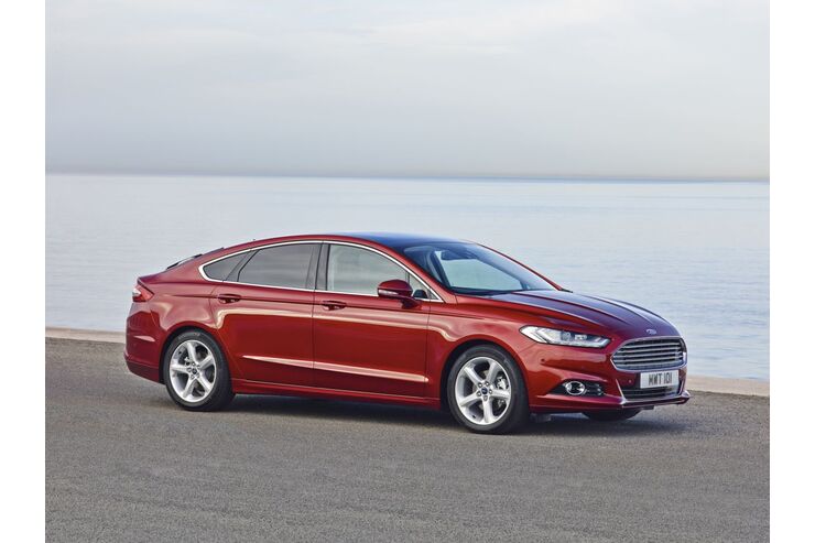 Ford Mondeo Limousine 2015