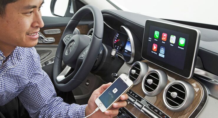 Mercedes-Benz - Apple &quot;CarPlay&quot;