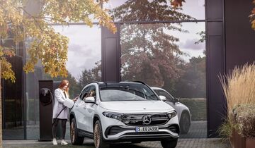 Mercedes EQA, Elektroauto, E-Auto, laden, Ladesäule