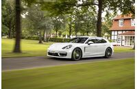 Porsche Panamera 2021