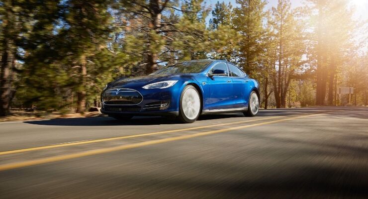 Tesla digitalisiert den Leasingprozess